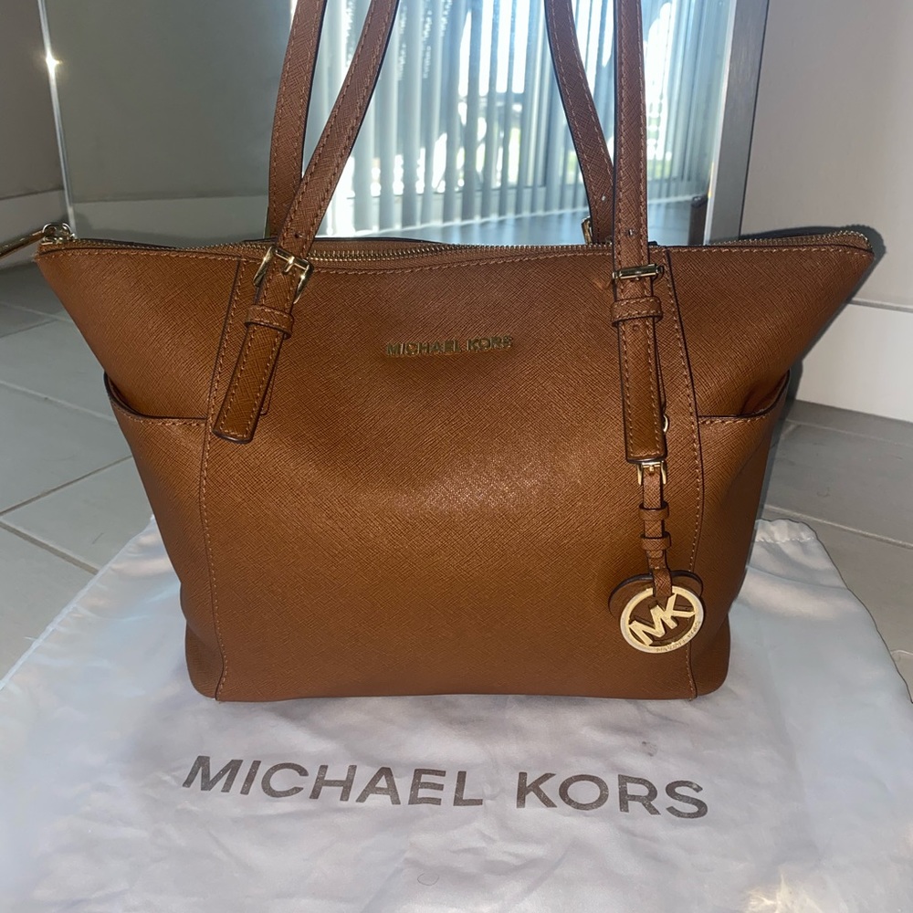 Michael Kors shoulder tote